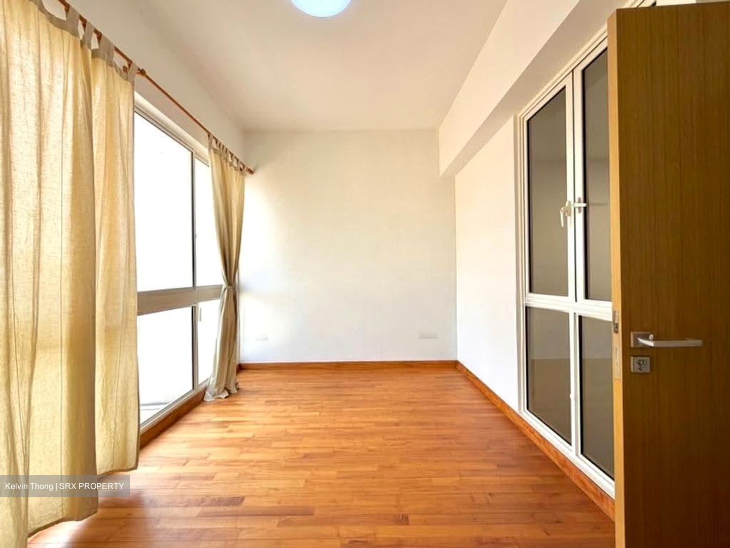Luxus Hills (ph 7) (D28), Terrace #612111031